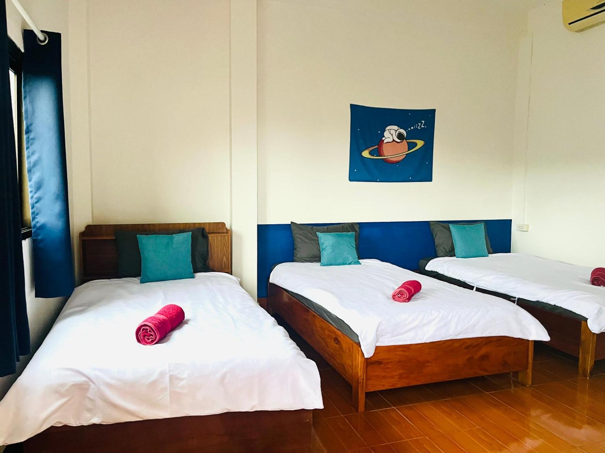 1 Min To Slow Boat Guesthouse Konekeo Esterno foto