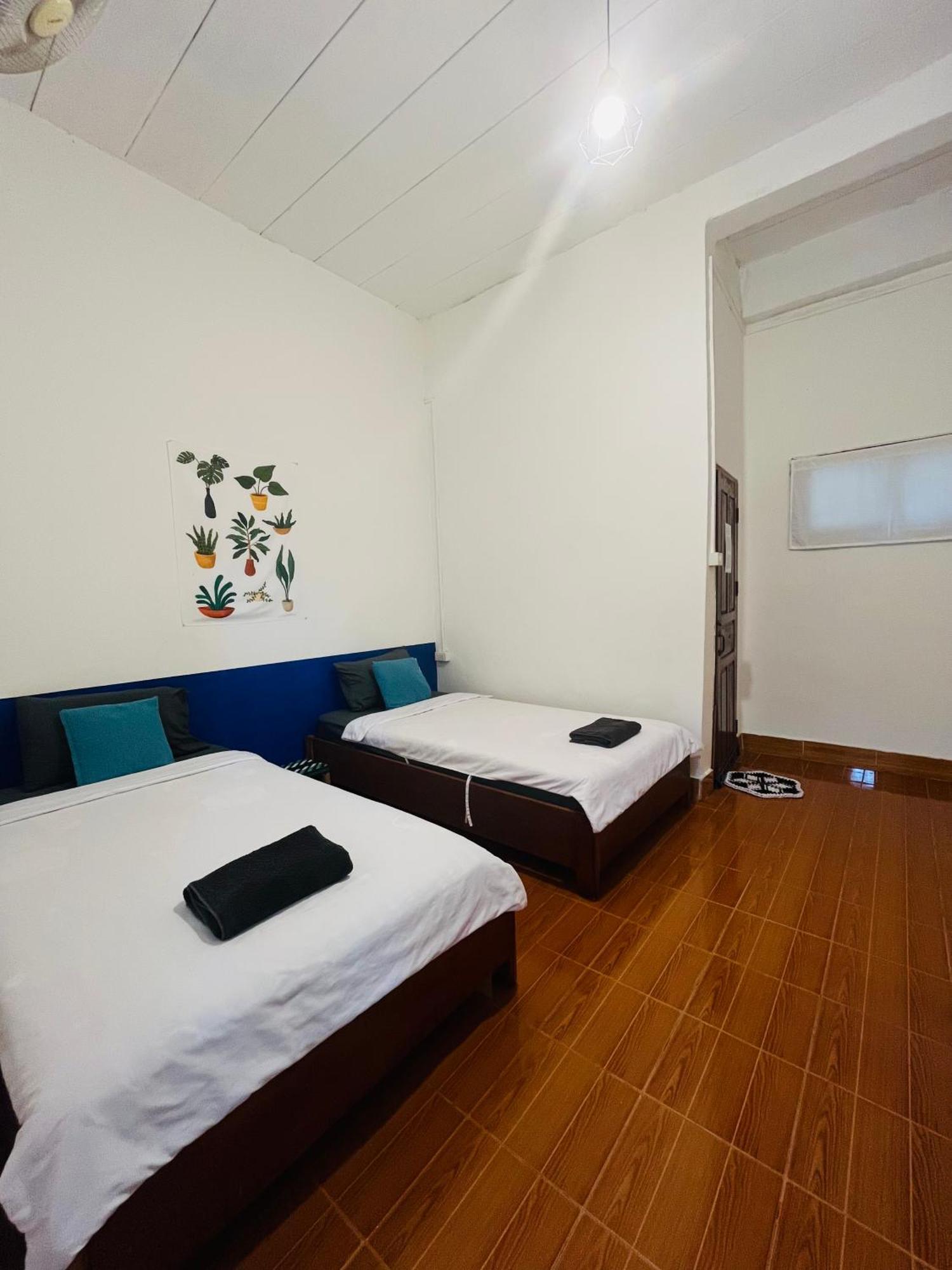 1 Min To Slow Boat Guesthouse Konekeo Esterno foto